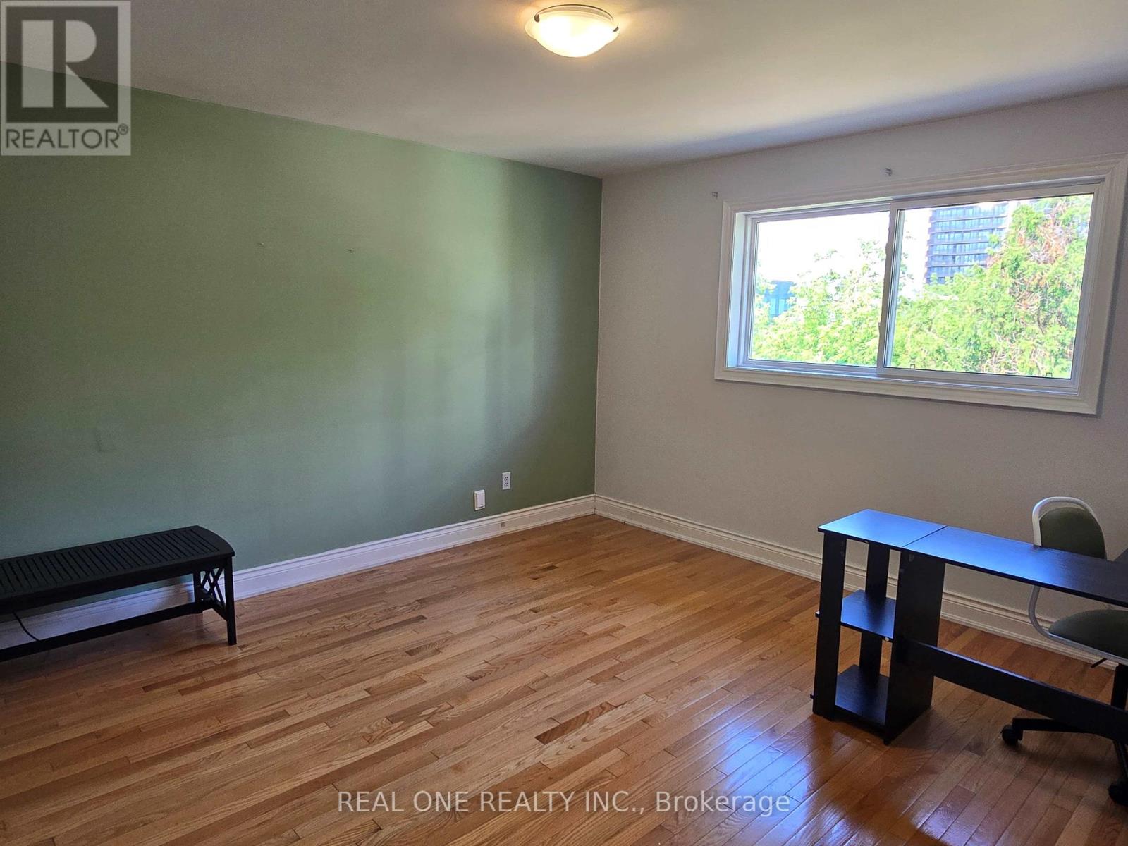 Photo 16 of 37 Bessarion Road, Toronto ON