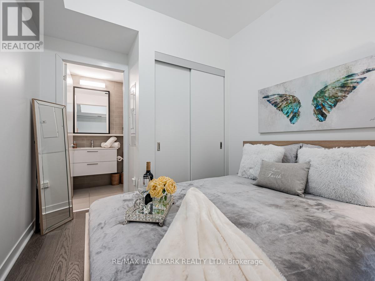 Photo 14 of 1110 501 Adelaide Street W, Toronto ON
