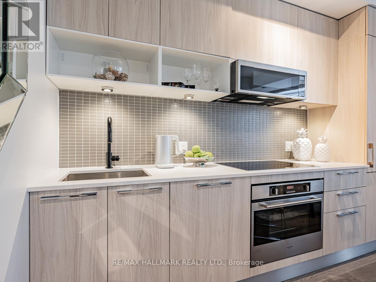 Photo 2 of 1110 501 Adelaide Street W, Toronto ON
