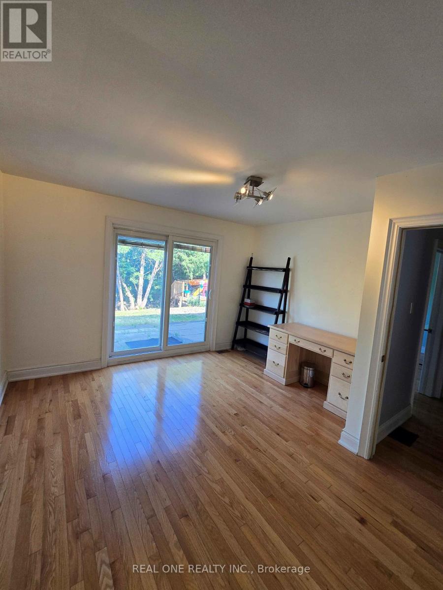 Photo 22 of 37 Bessarion Road, Toronto ON