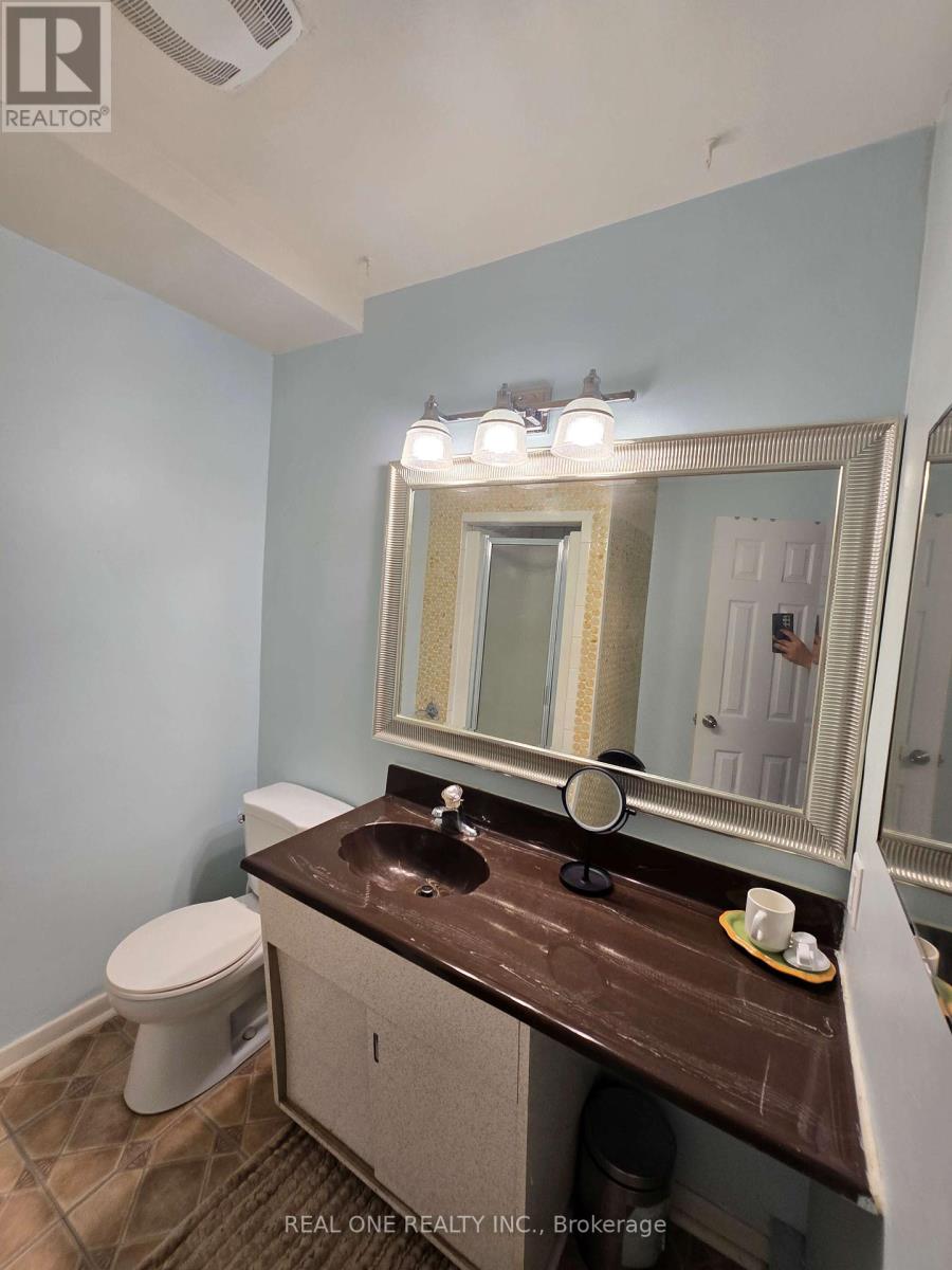 Photo 9 of 37 Bessarion Road, Toronto ON