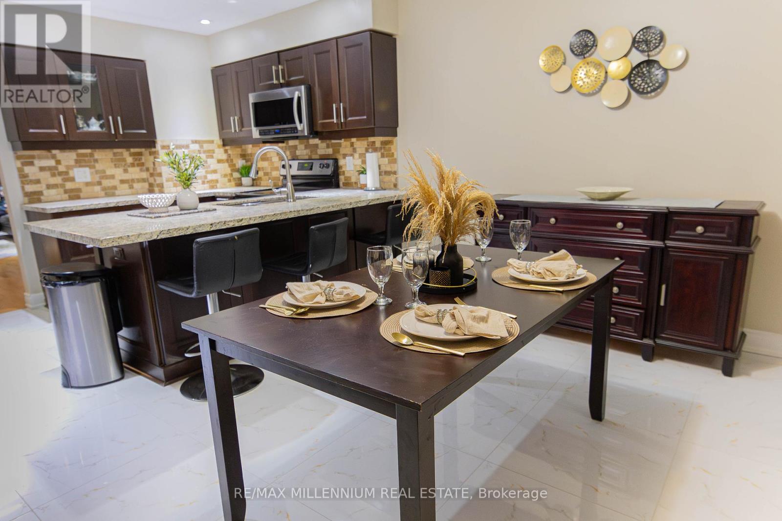 Photo 12 of 62 Cumberland Lane, Ajax ON