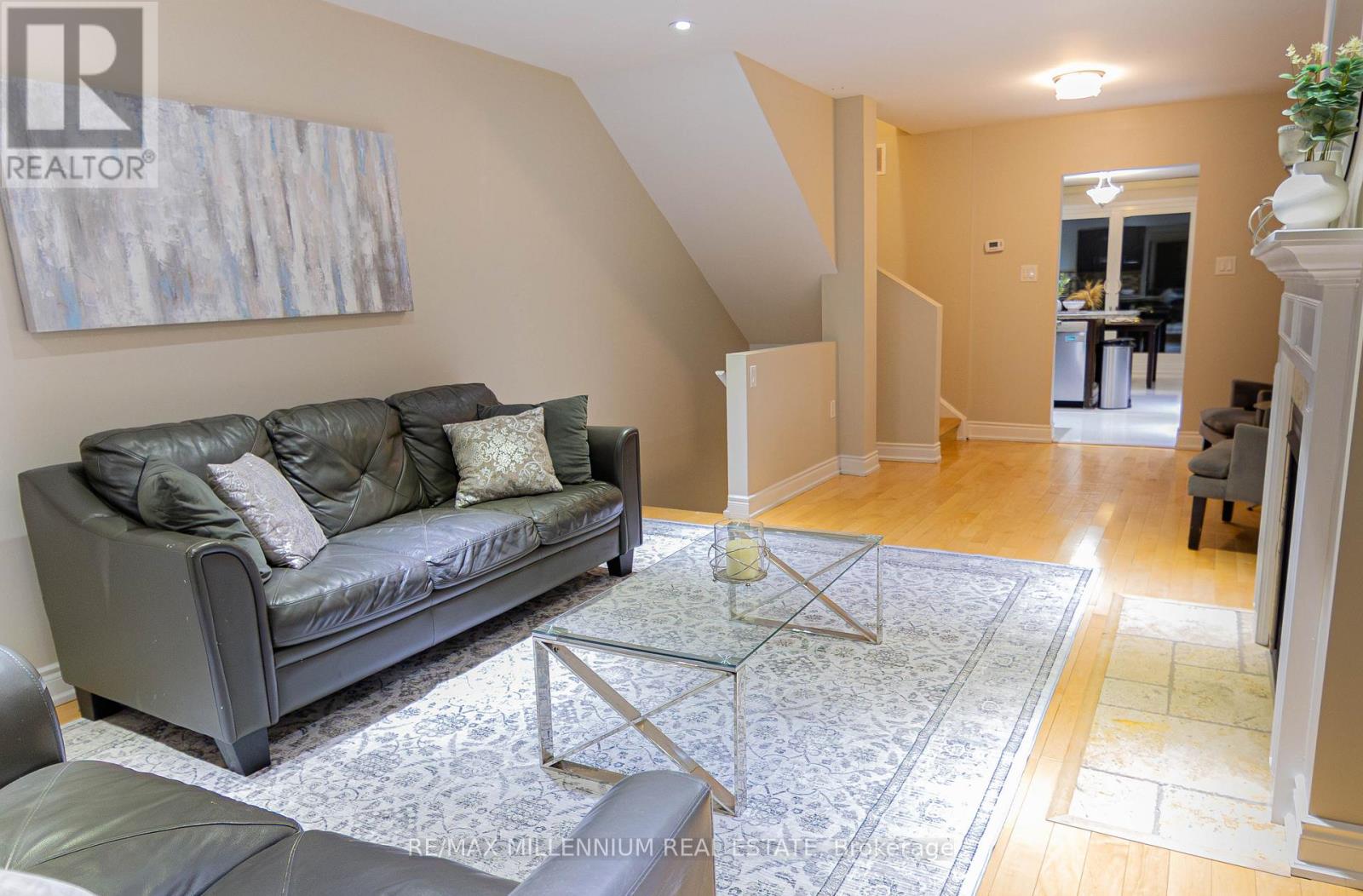 Photo 9 of 62 Cumberland Lane, Ajax ON