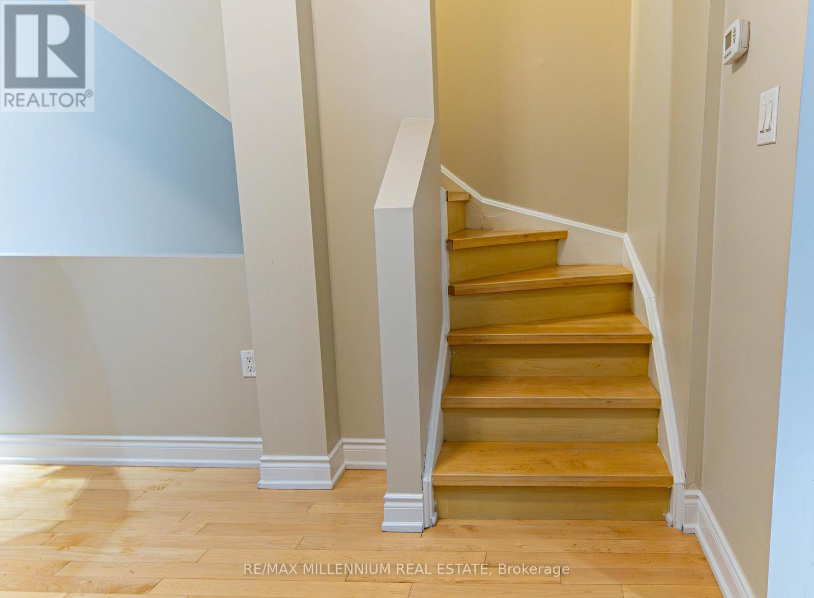 Photo 15 of 62 Cumberland Lane, Ajax ON