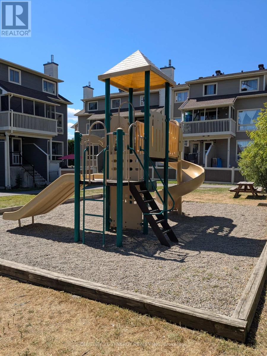 Photo 19 of 5 B 762 St Andre Drive, Ottawa ON