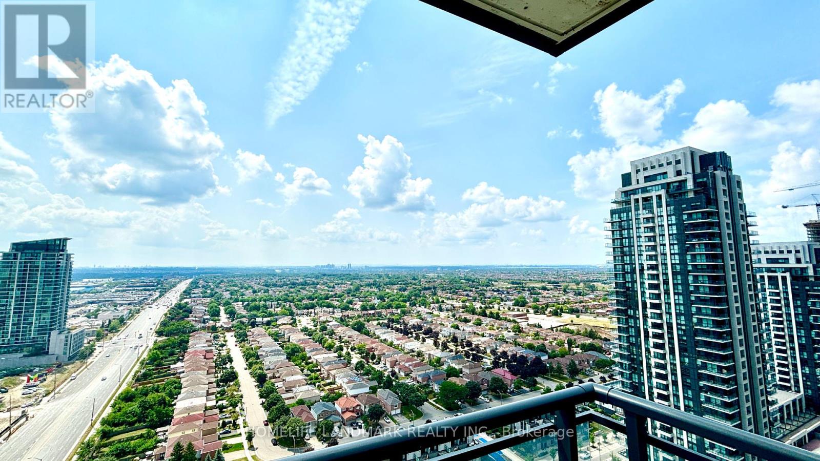 Photo 13 of 2502 4011 Brickstone Mews N, Mississauga ON