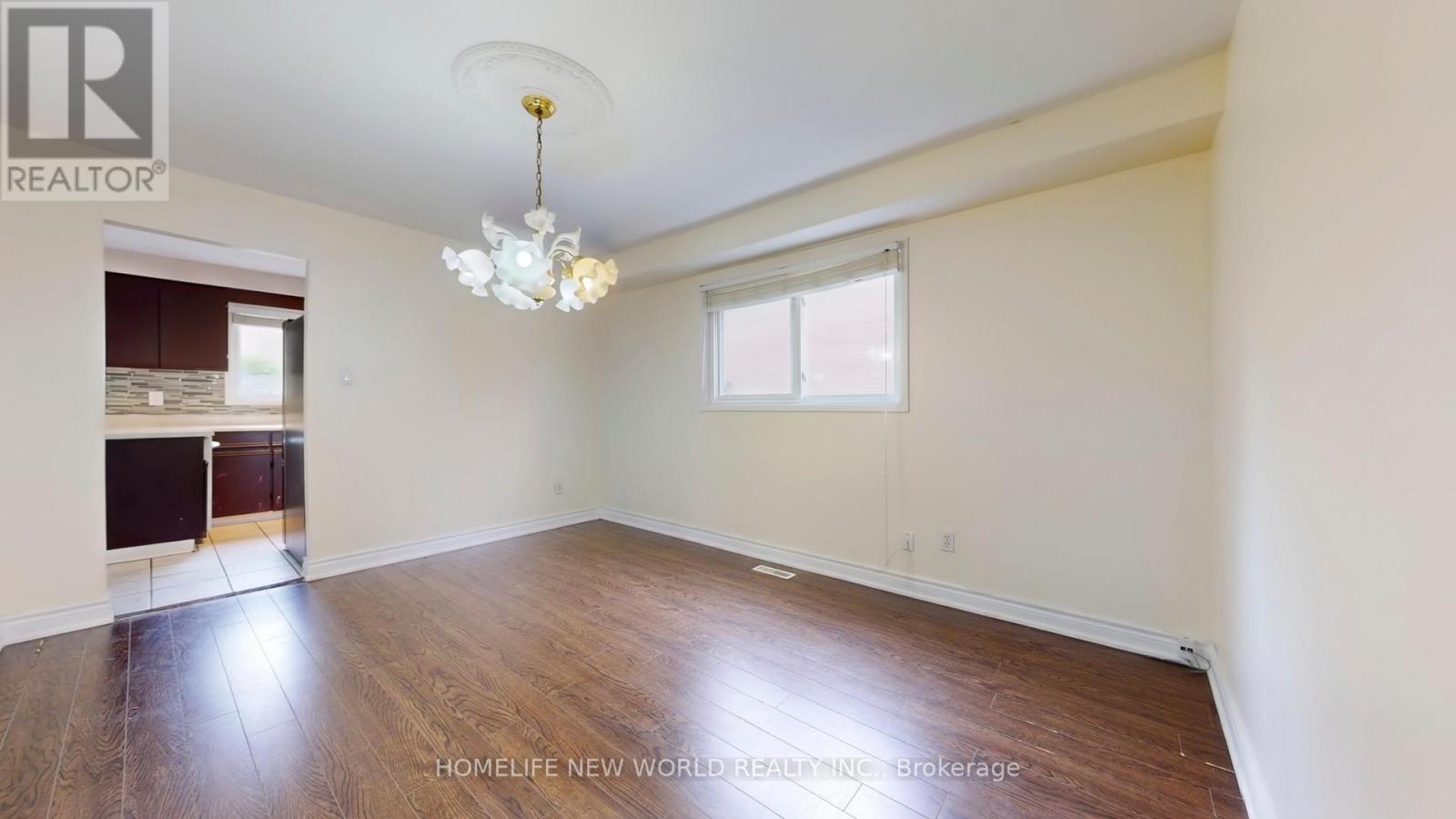 Photo 24 of 572 Nisbet Court, Mississauga ON