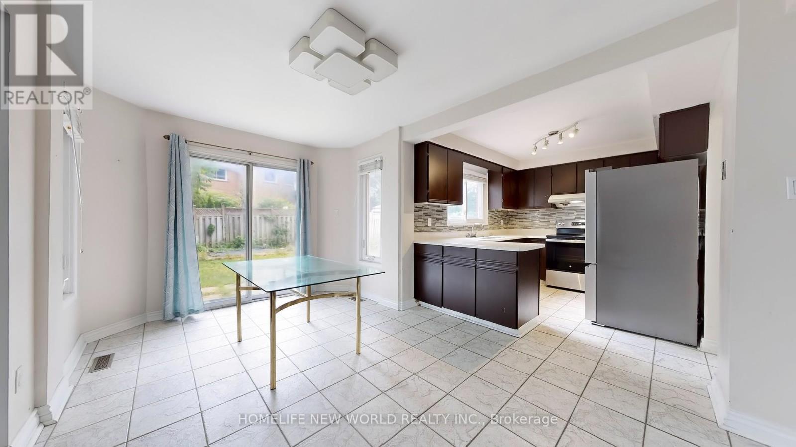 Photo 23 of 572 Nisbet Court, Mississauga ON