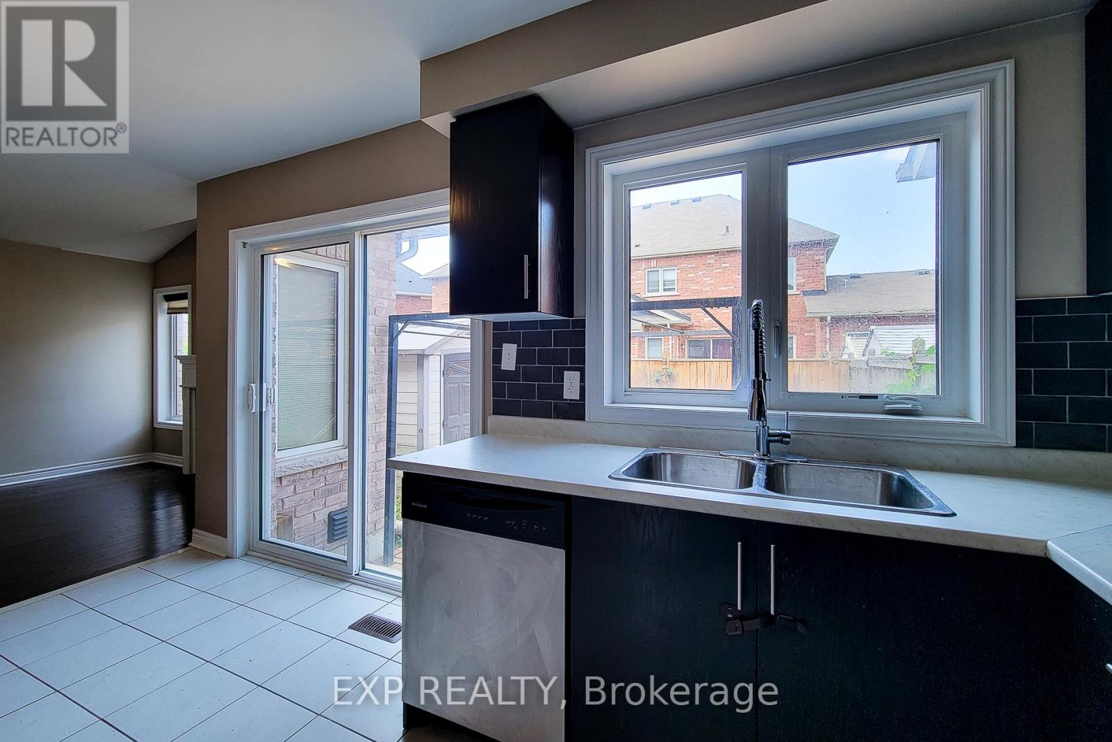 Photo 38 of 113 Keith Crescent, Niagaraonthelake ON