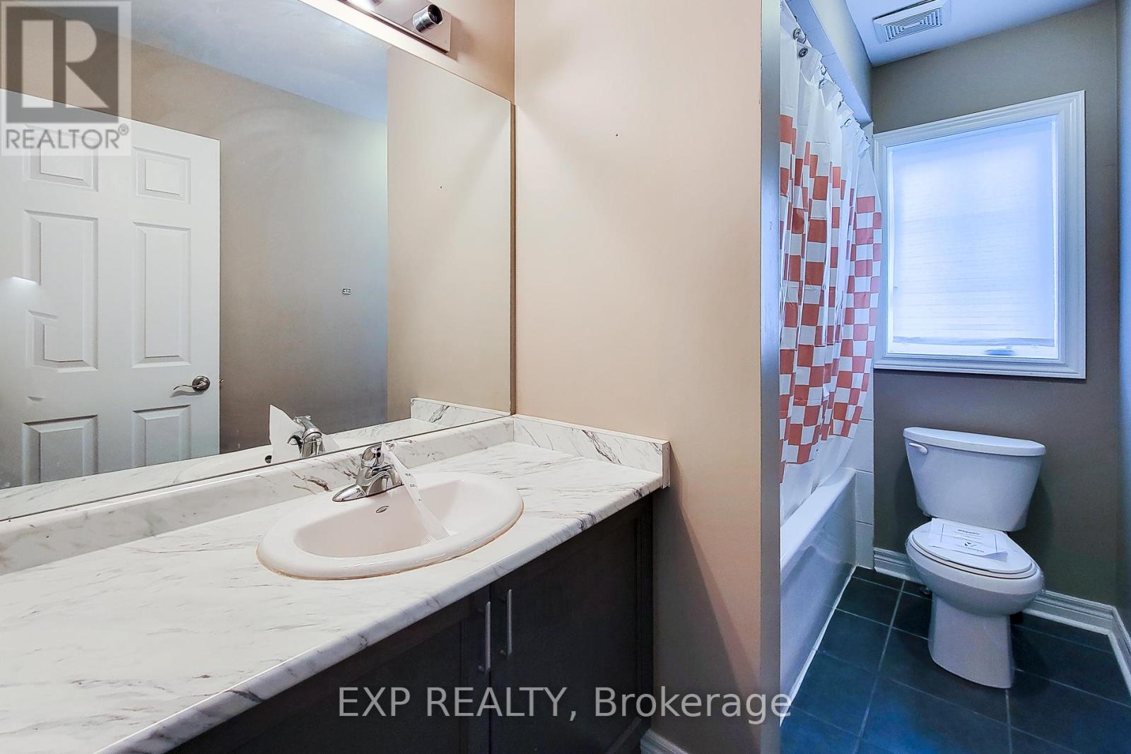 Photo 35 of 113 Keith Crescent, Niagaraonthelake ON