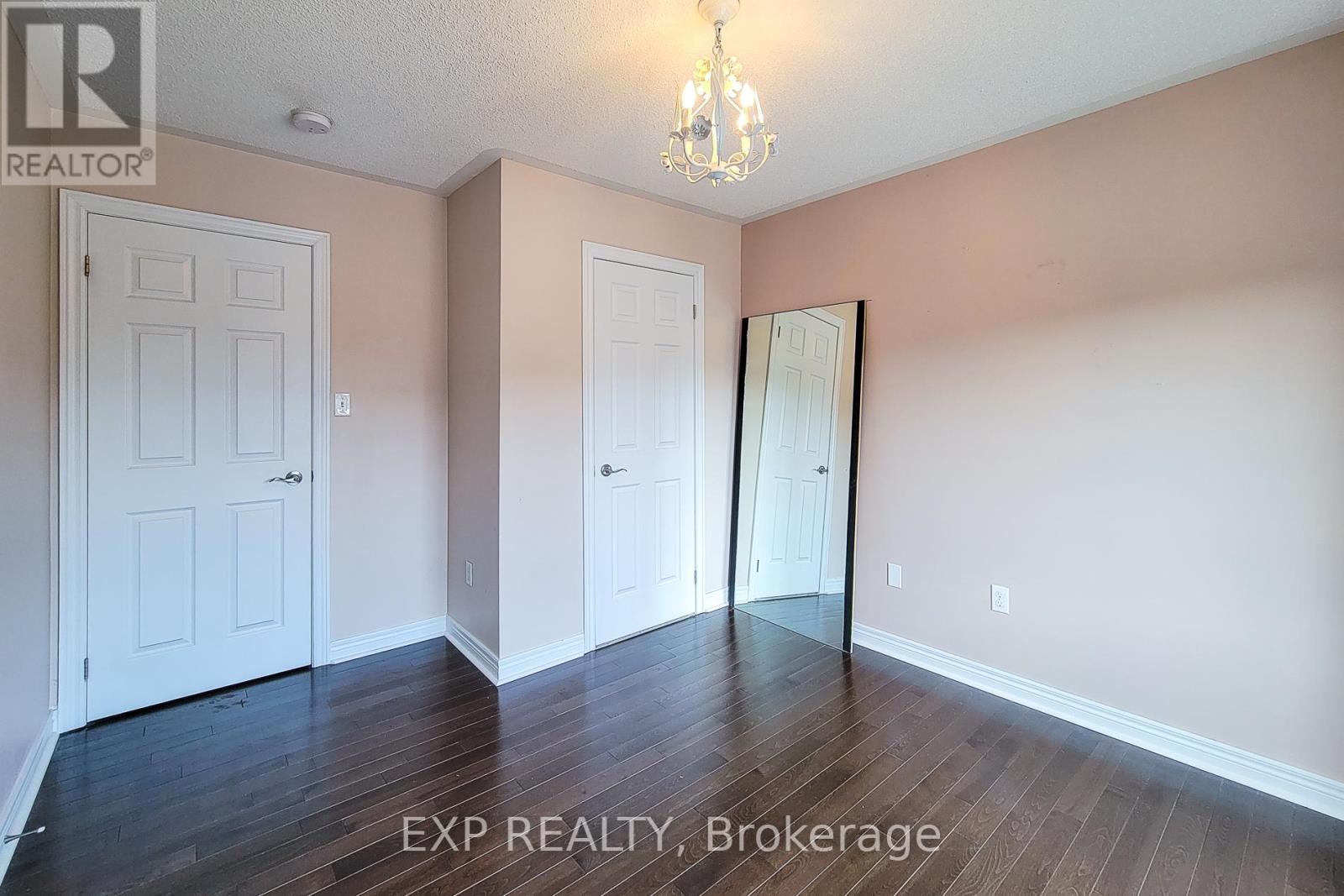Photo 7 of 113 Keith Crescent, Niagaraonthelake ON