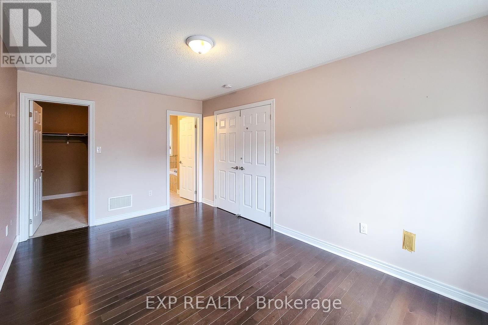Photo 33 of 113 Keith Crescent, Niagaraonthelake ON
