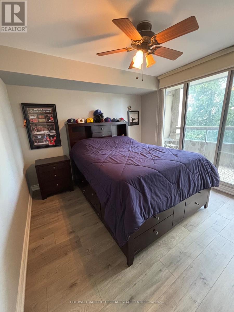 Photo 15 of 301 29 Northern Hts Drive, Richmond Hill ON