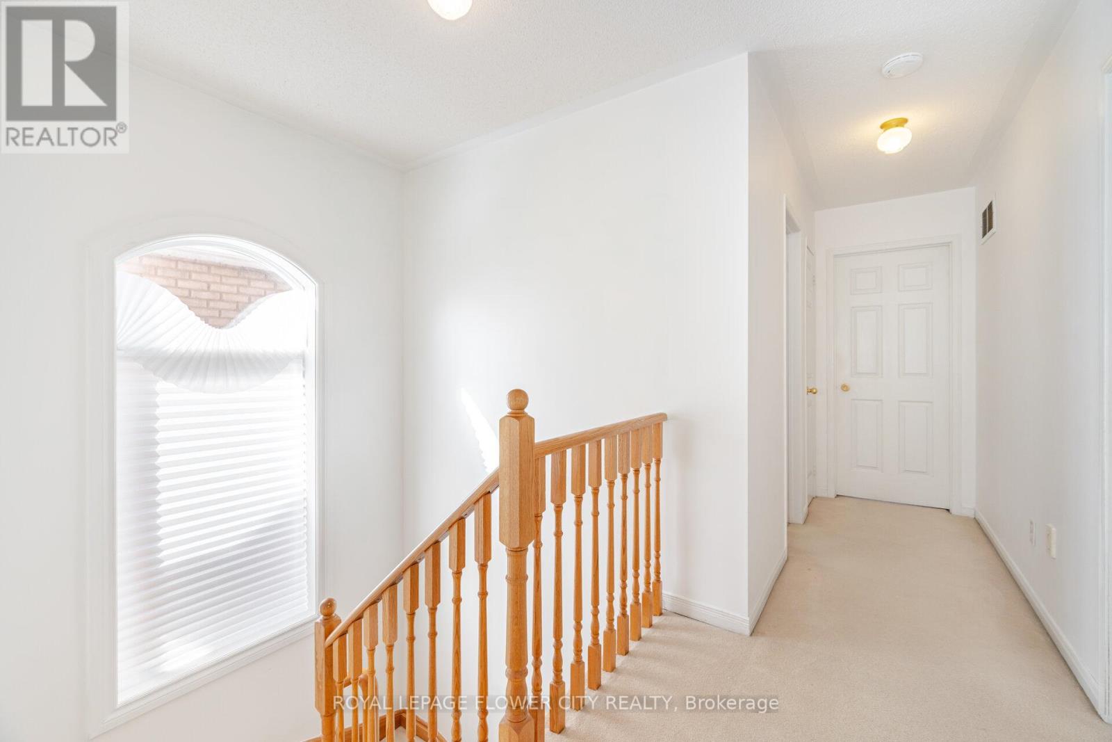 Photo 18 of 3040 Bentley Drive, Mississauga ON
