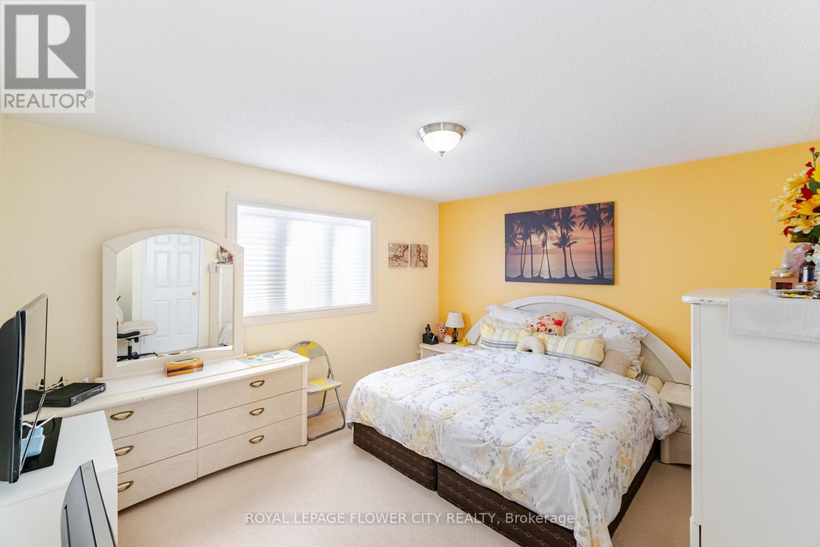 Photo 19 of 3040 Bentley Drive, Mississauga ON