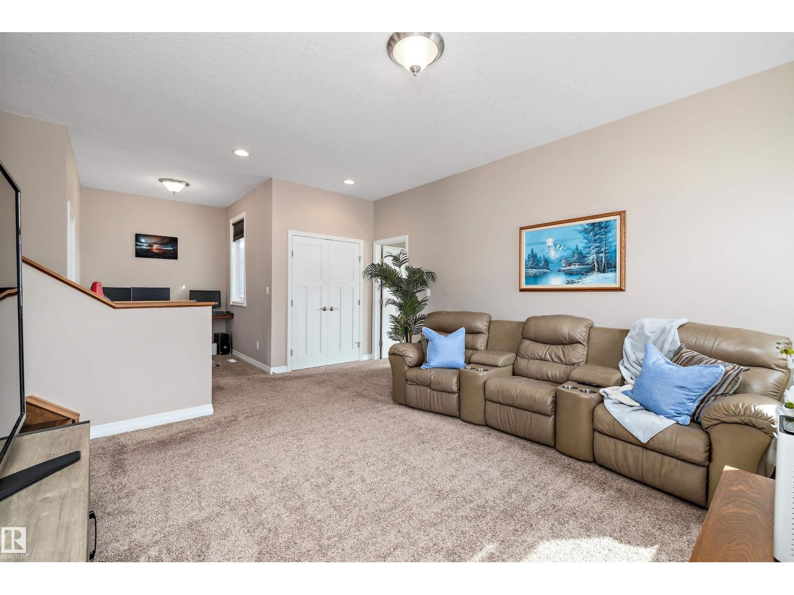 Photo 20 of 16861 58 A St Nw, Edmonton AB