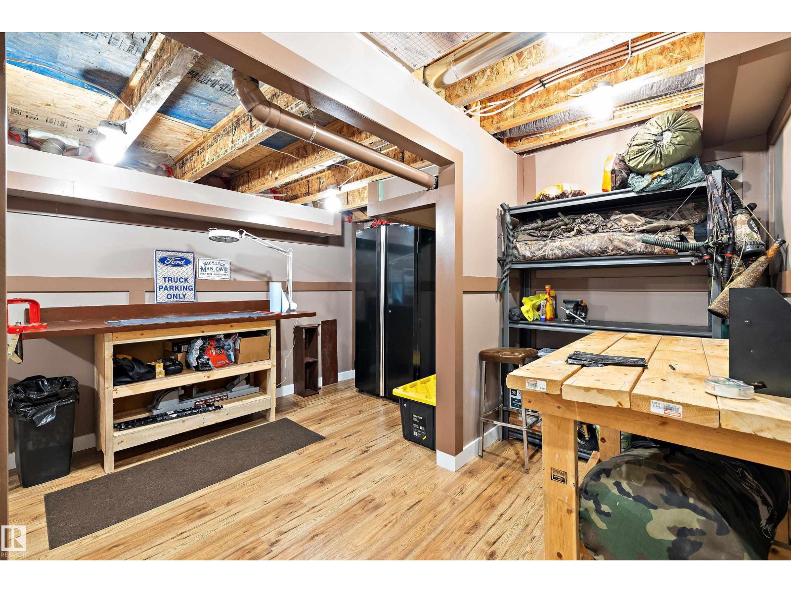 Photo 42 of 16861 58 A St Nw, Edmonton AB