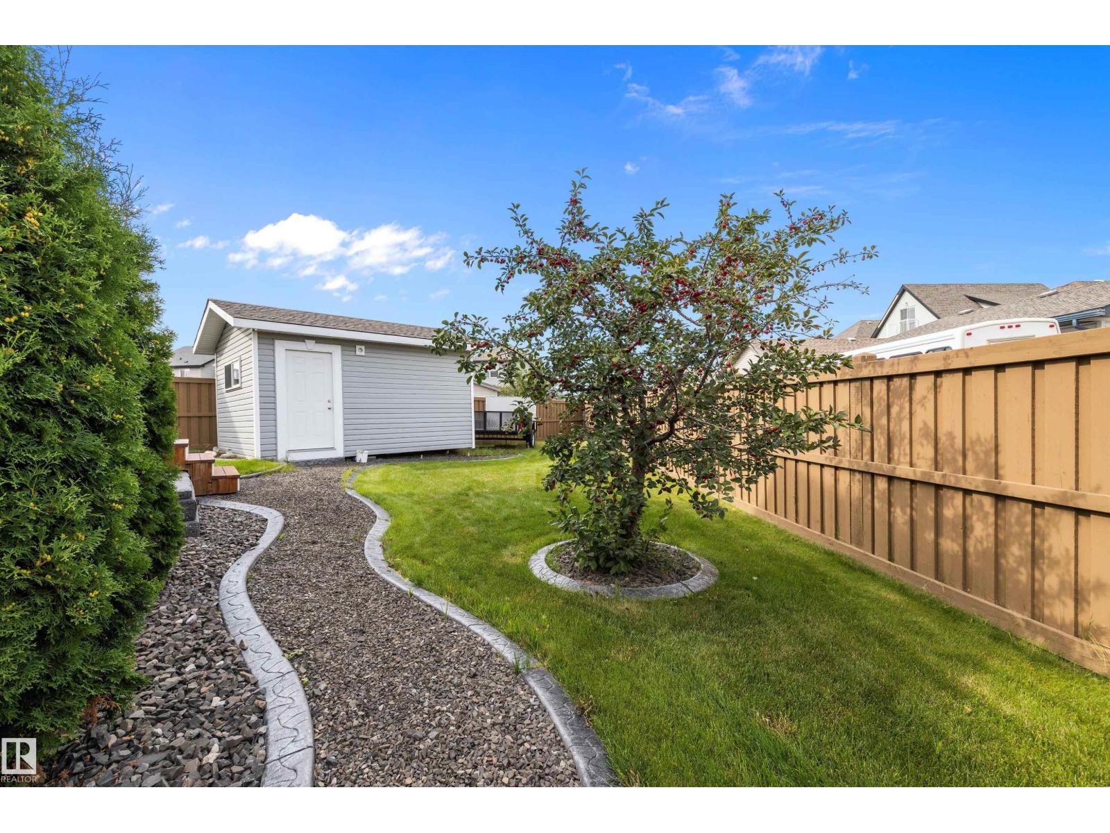 Photo 56 of 16861 58 A St Nw, Edmonton AB