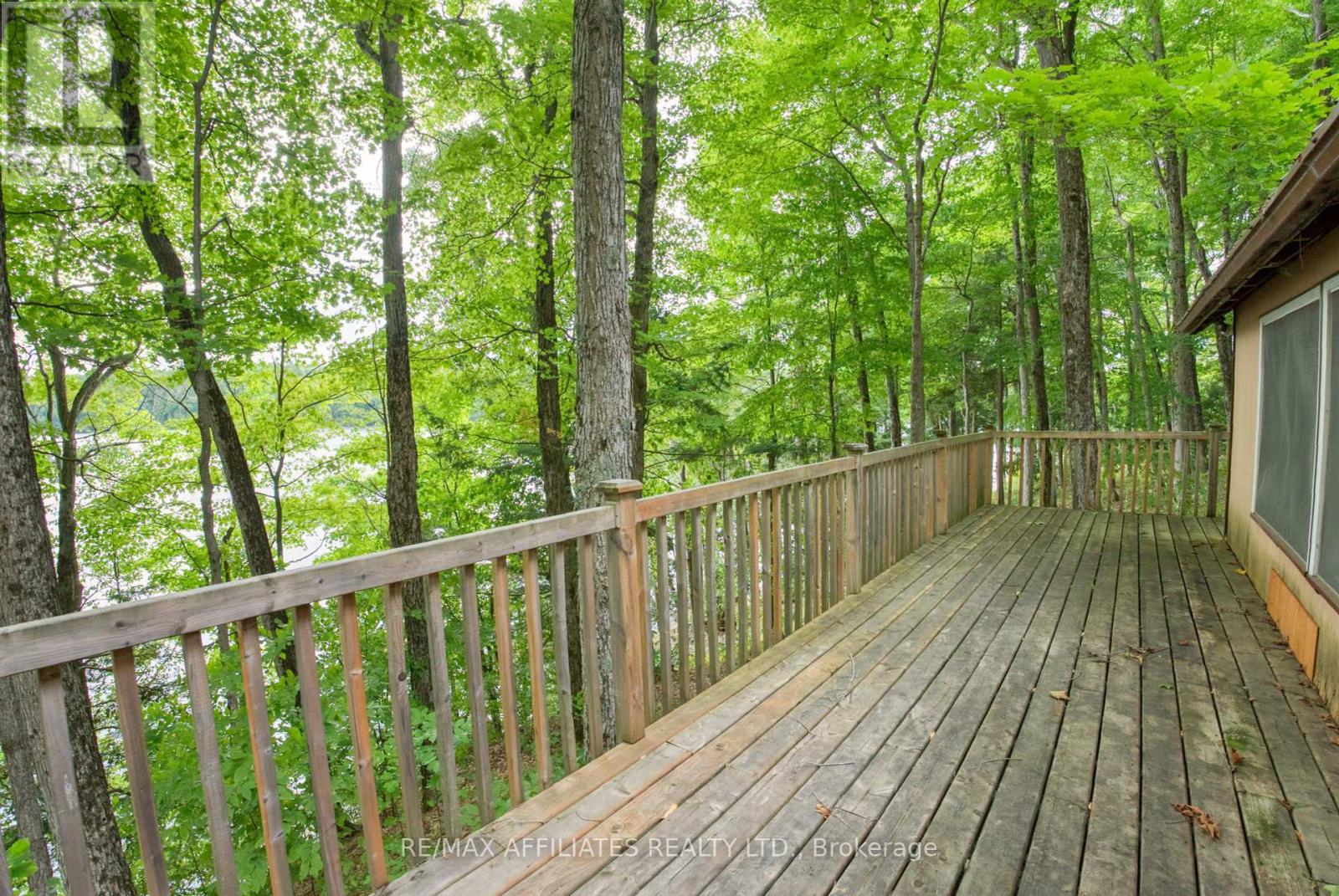 Photo 6 of 75 Demerling Lane S, Frontenac ON