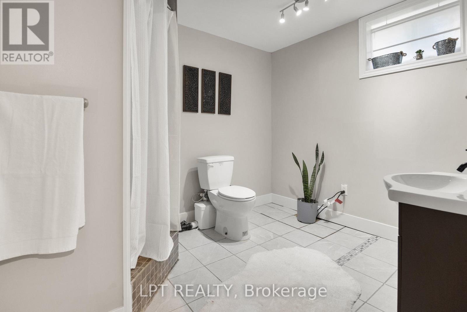 Photo 16 of 656 Kitley 3 Line, Elizabethtownkitley ON