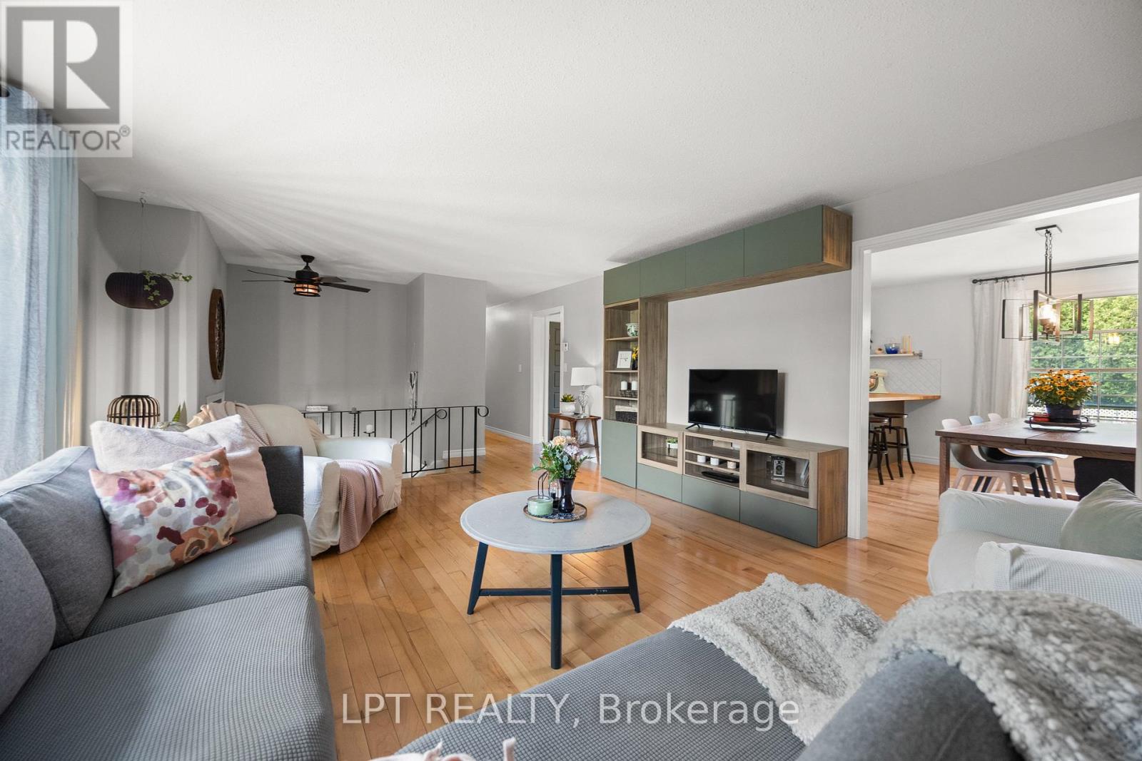 Photo 2 of 656 Kitley 3 Line, Elizabethtownkitley ON