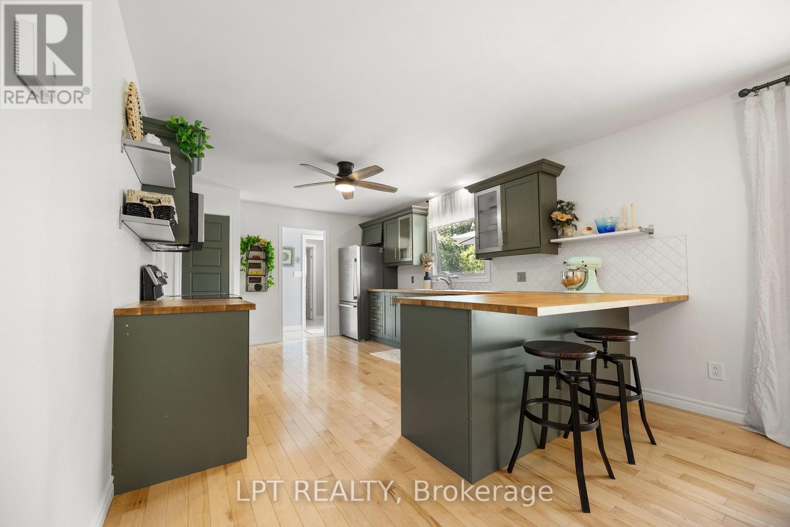 Photo 7 of 656 Kitley 3 Line, Elizabethtownkitley ON