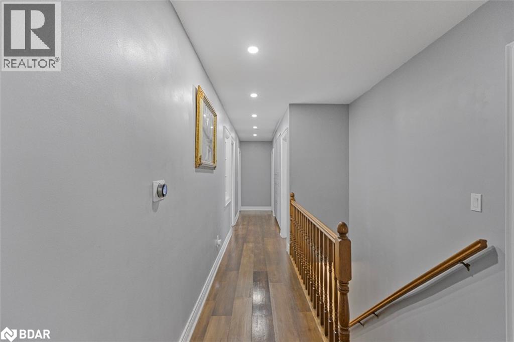 Photo 23 of 87 Tutela Heights Road, Brantford ON