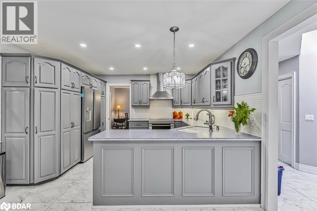 Photo 9 of 87 Tutela Heights Road, Brantford ON