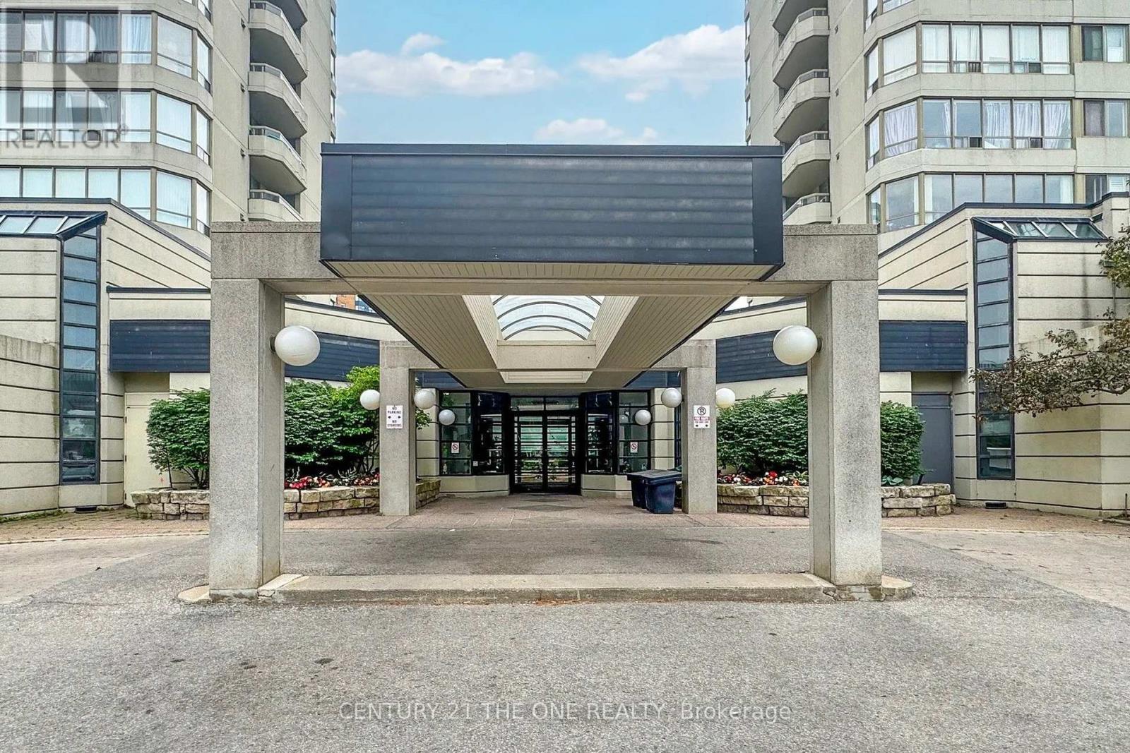 Photo 15 of 1808 150 Alton Towers Circle, Toronto ON