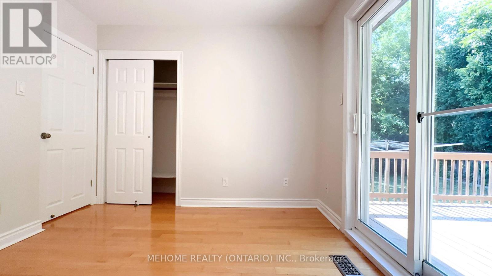 Photo 22 of 493 Lynett Crescent, Richmond Hill ON