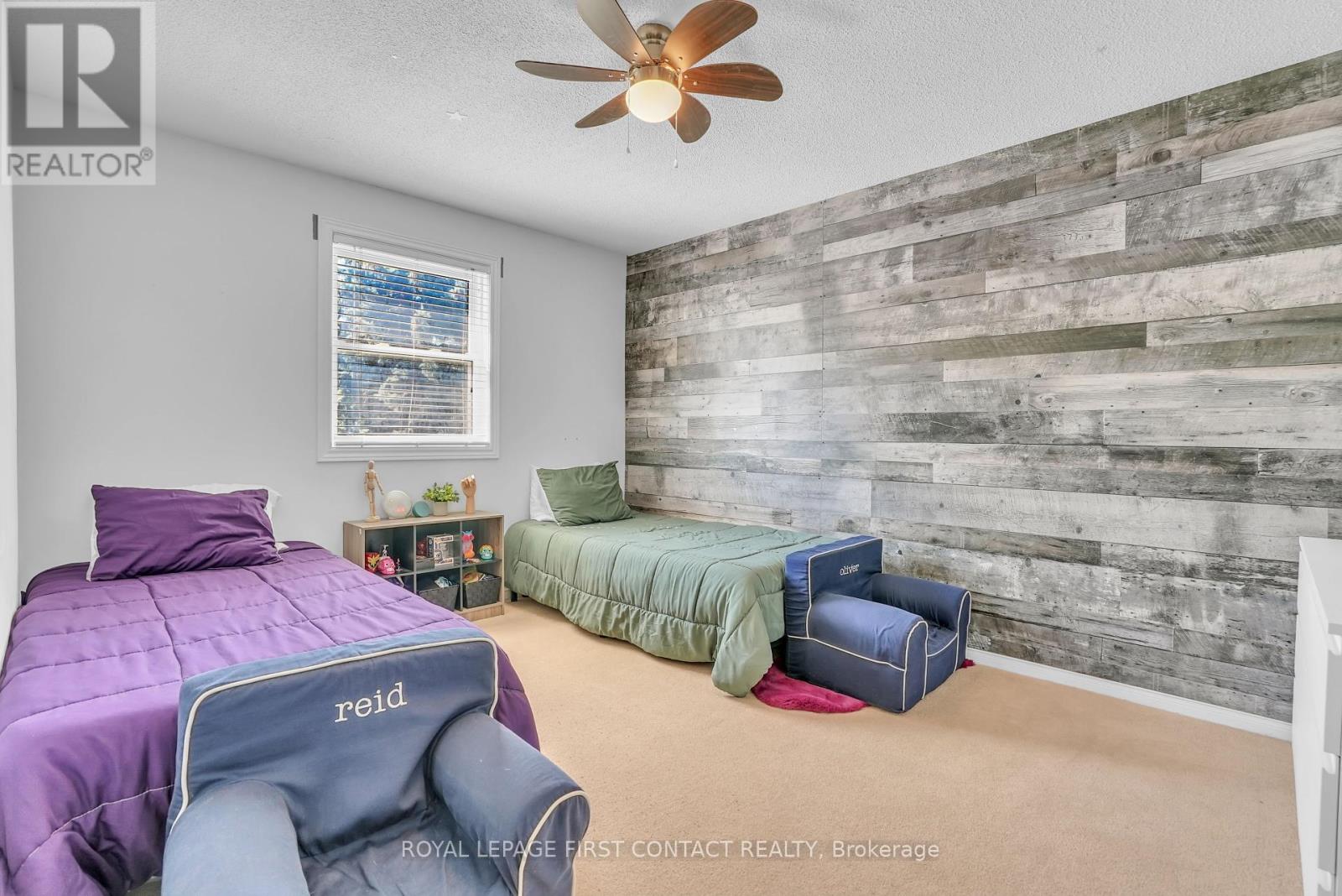Photo 29 of 195 Billings Crescent, Newmarket ON