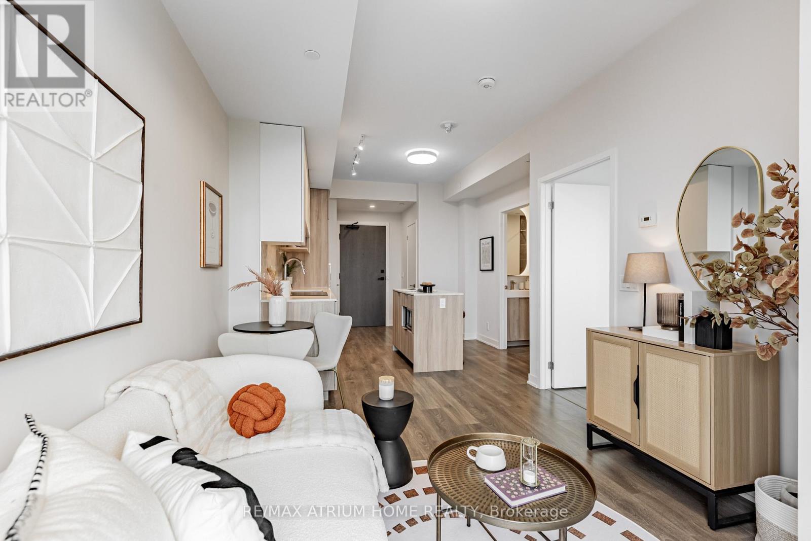 Photo 7 of 2509 15 Holmes Avenue, Toronto ON