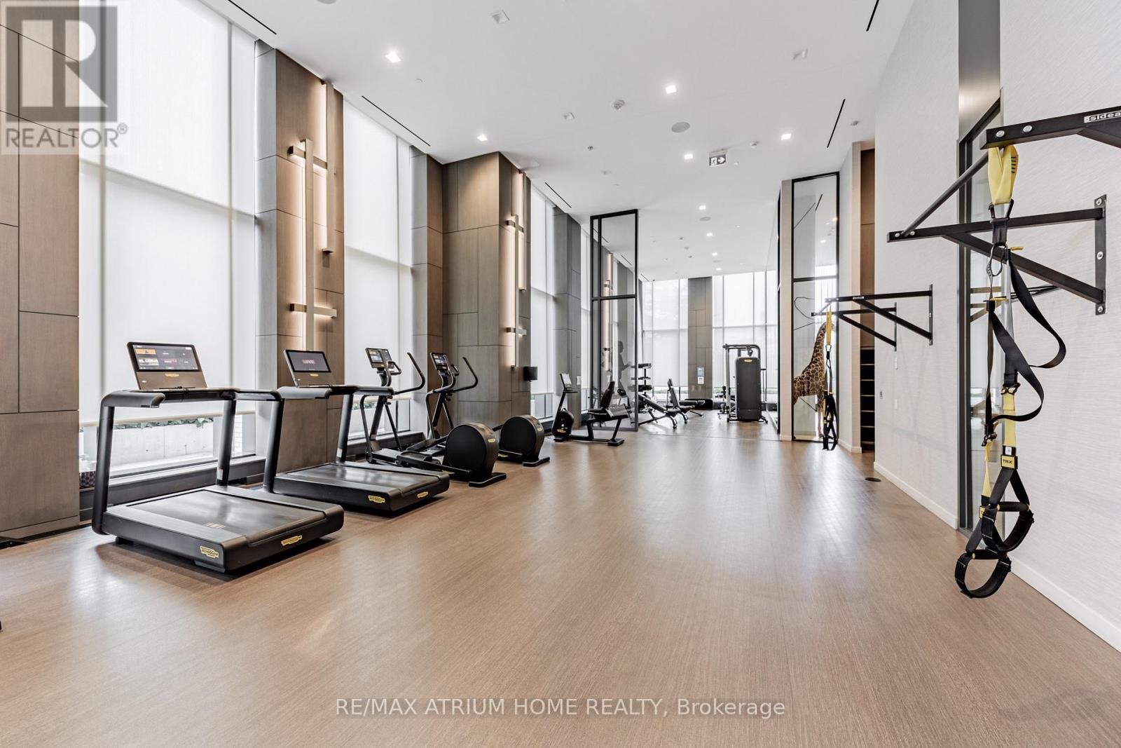 Photo 2 of 2509 15 Holmes Avenue, Toronto ON