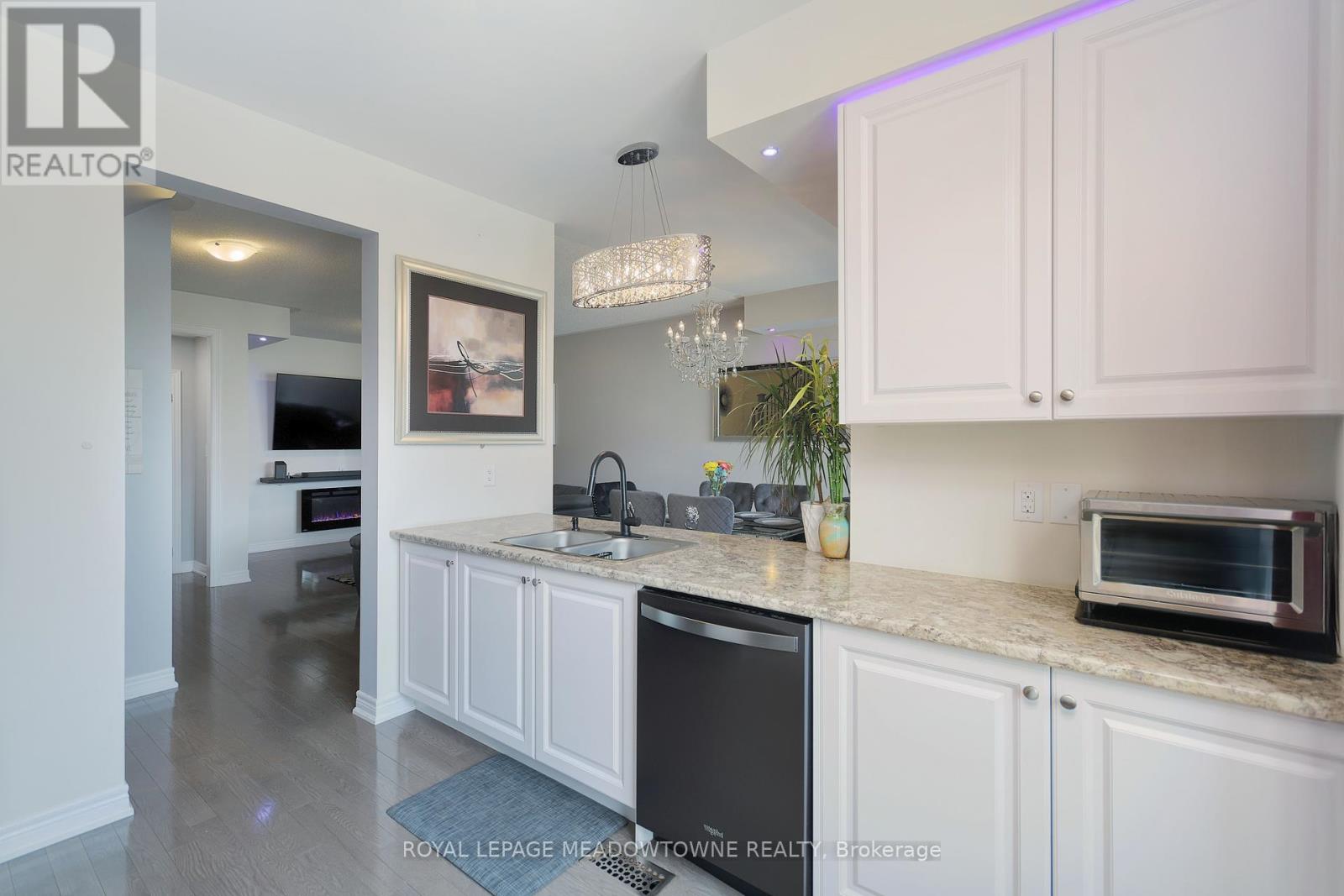 Photo 12 of 21 Labrish Road, Brampton ON