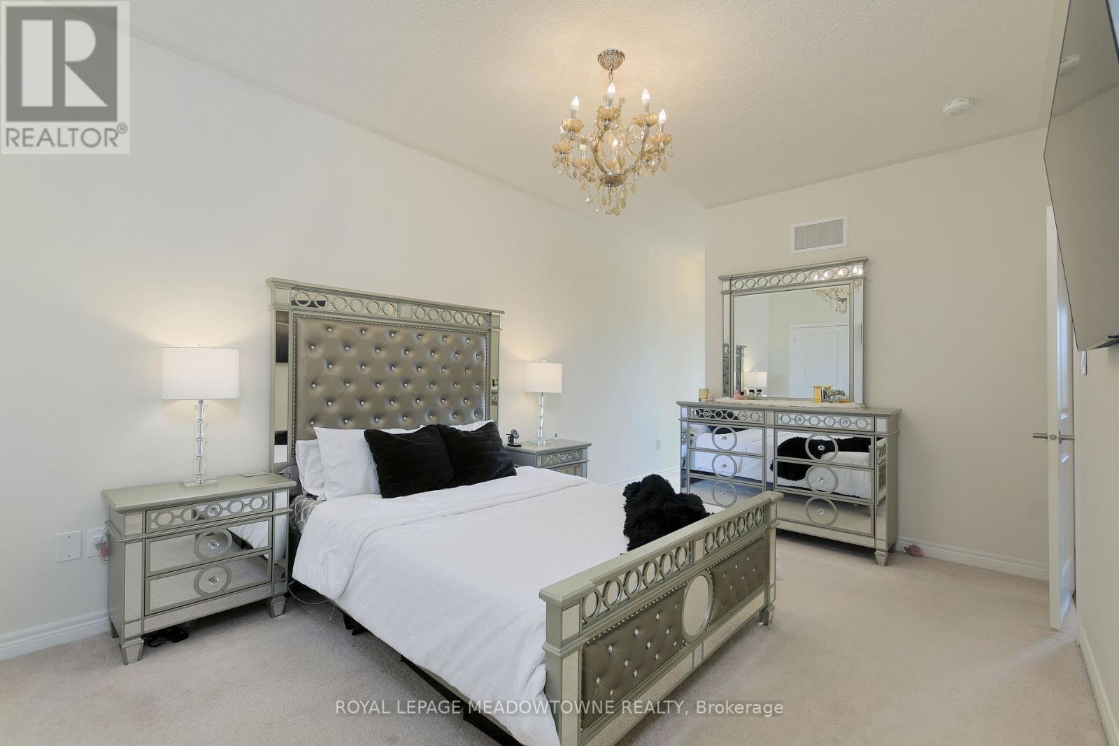 Photo 22 of 21 Labrish Road, Brampton ON