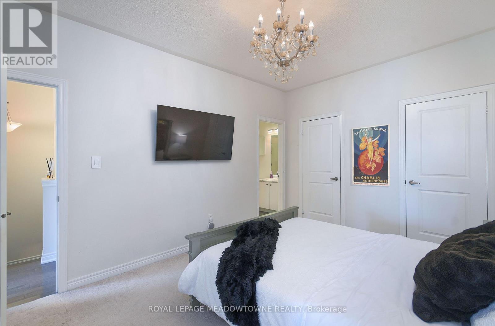 Photo 23 of 21 Labrish Road, Brampton ON