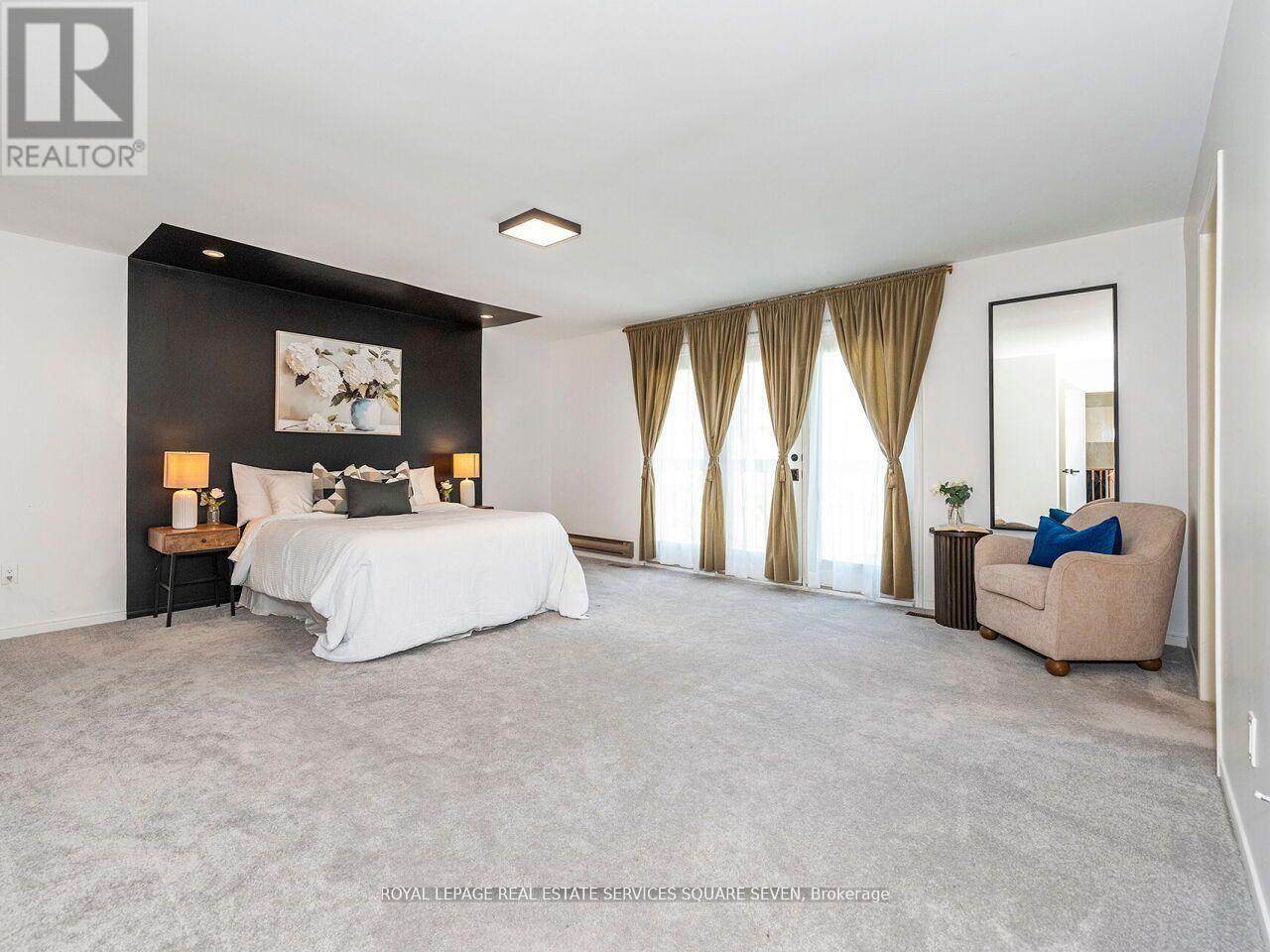 Photo 15 of 234 Sewell Drive, Oakville ON