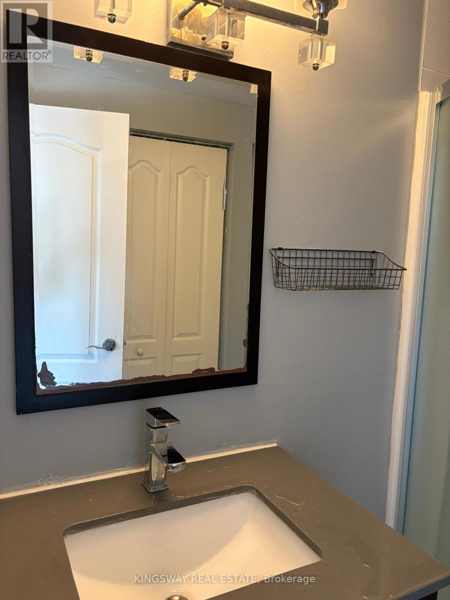 Photo 36 of 3255 Anderson Crescent S, Mississauga ON