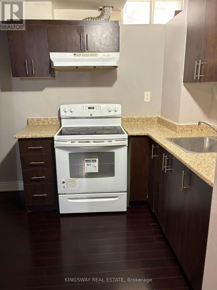 Photo 37 of 3255 Anderson Crescent S, Mississauga ON