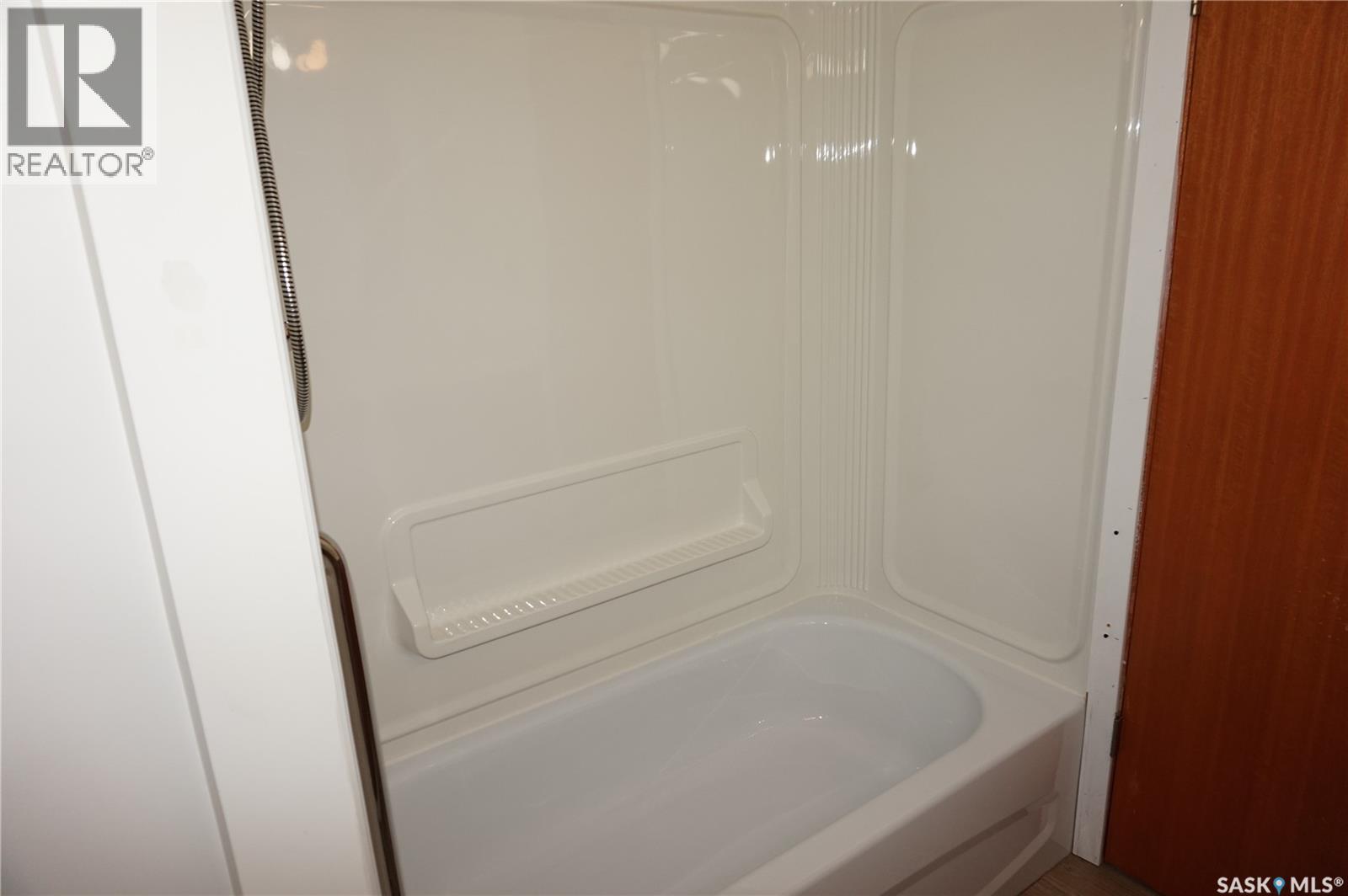Photo 12 of 2230 Mcara Street, Regina SK