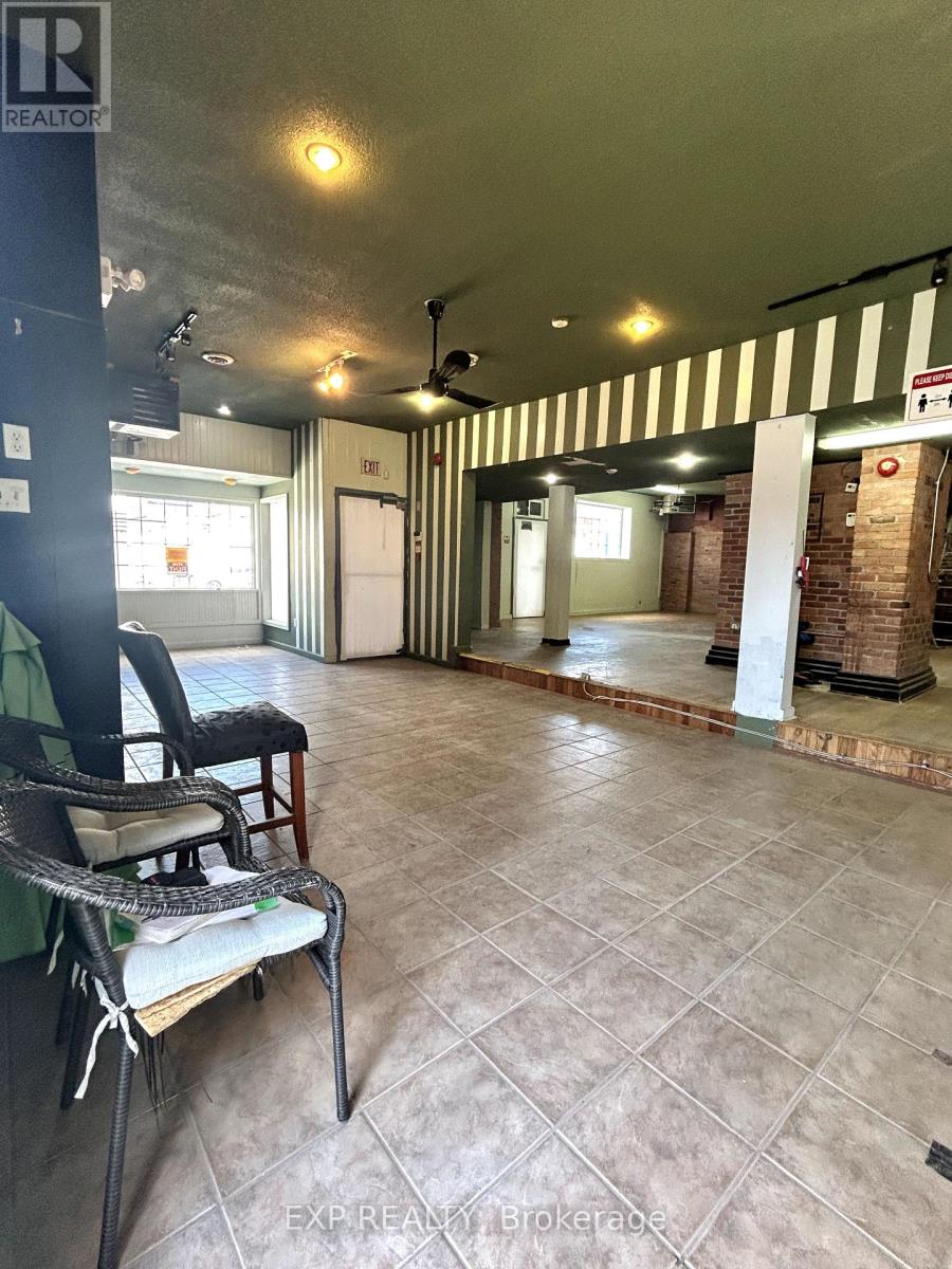 Photo 14 of 19 Renfrew Avenue W, Renfrew ON