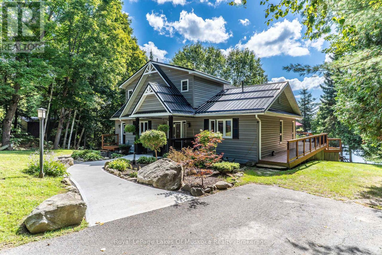 Photo 1 of 16 1023 Carlo Enterprise Road, Muskoka Lakes ON