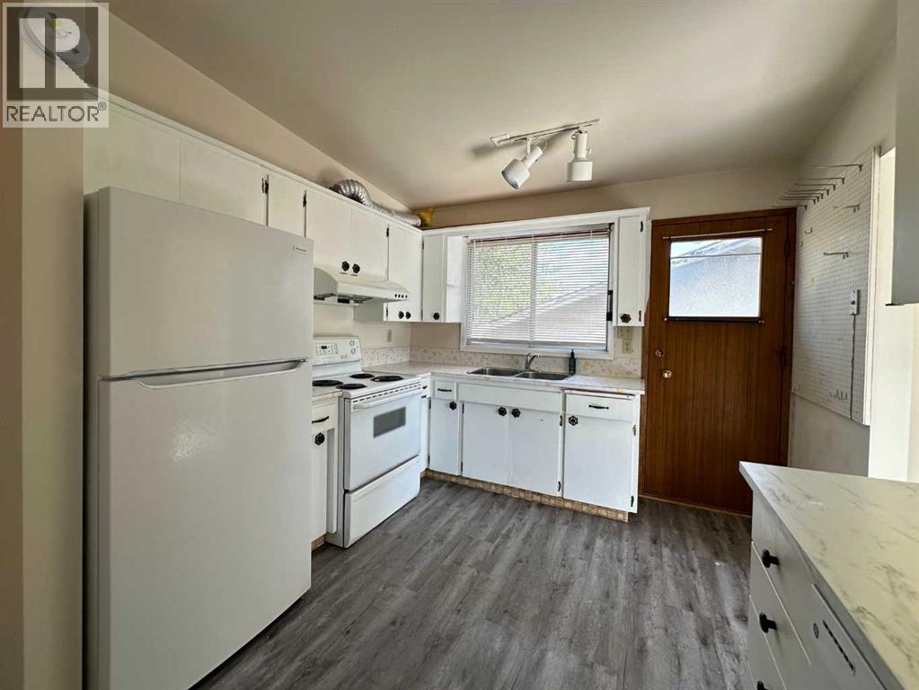 Single Family House Bungalow for Sale in  Dalhousie Drive NW Dalhousie Calgary 