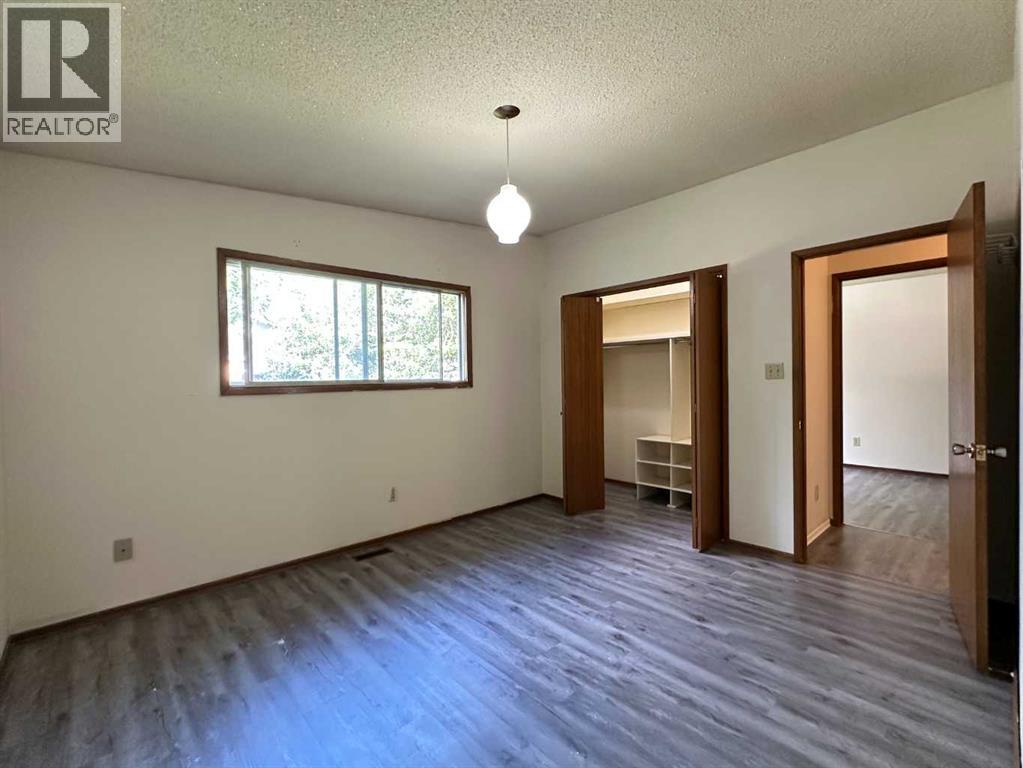 Single Family House Bungalow for Sale in  Dalhousie Drive NW Dalhousie Calgary 