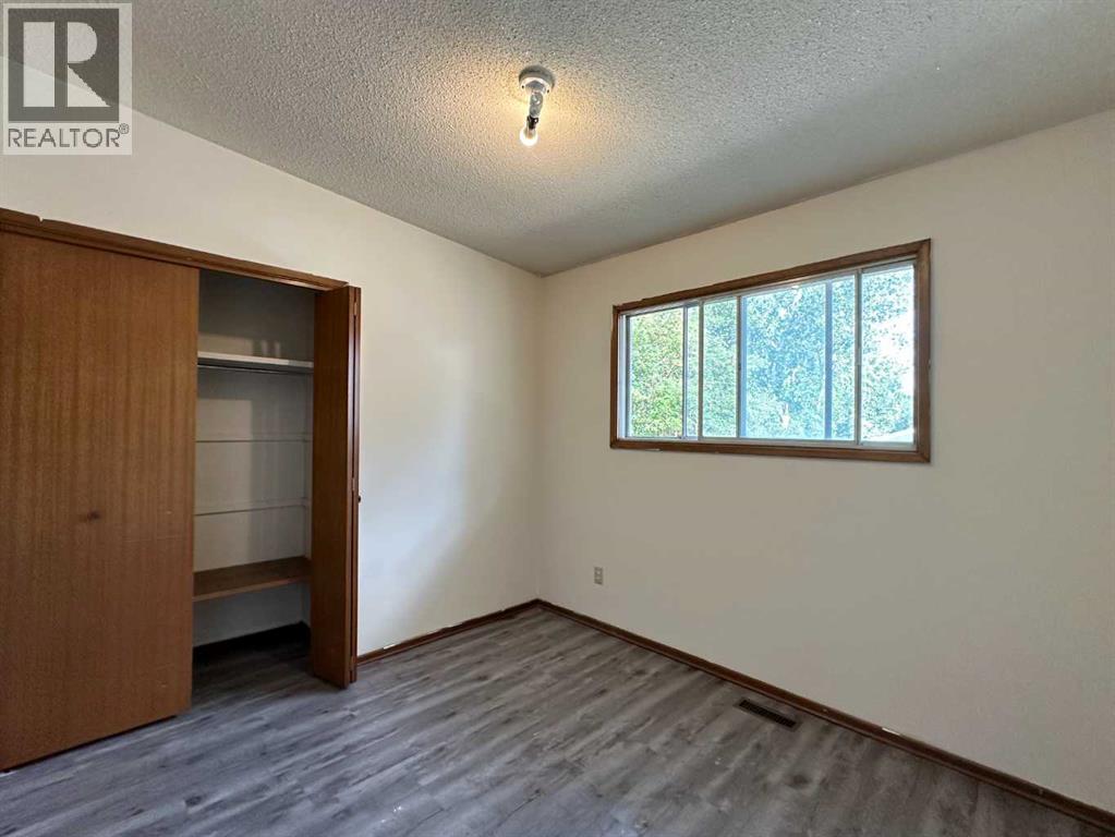 Single Family House Bungalow for Sale in  Dalhousie Drive NW Dalhousie Calgary 