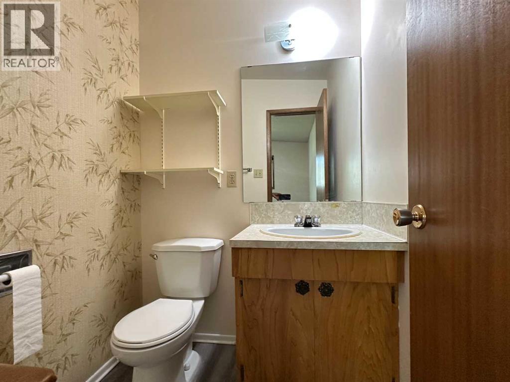 Single Family House Bungalow for Sale in  Dalhousie Drive NW Dalhousie Calgary 