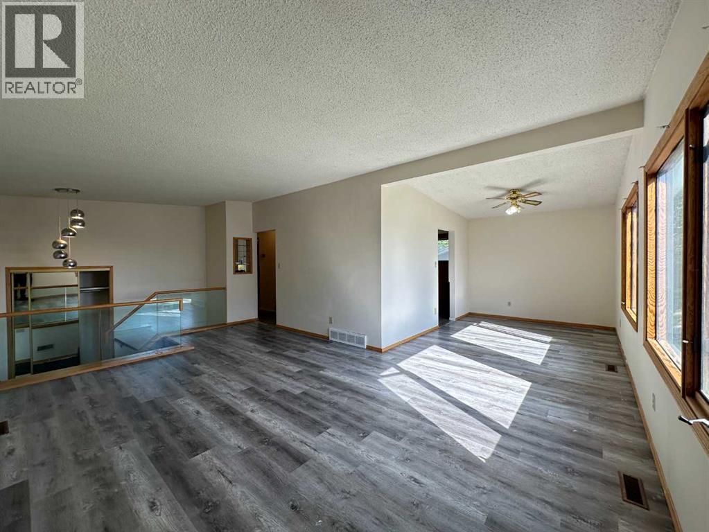 Single Family House Bungalow for Sale in  Dalhousie Drive NW Dalhousie Calgary 