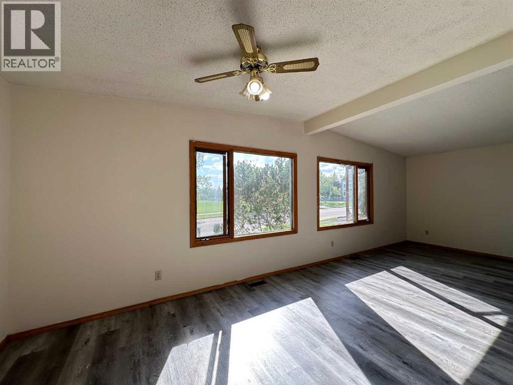 Single Family House Bungalow for Sale in  Dalhousie Drive NW Dalhousie Calgary 