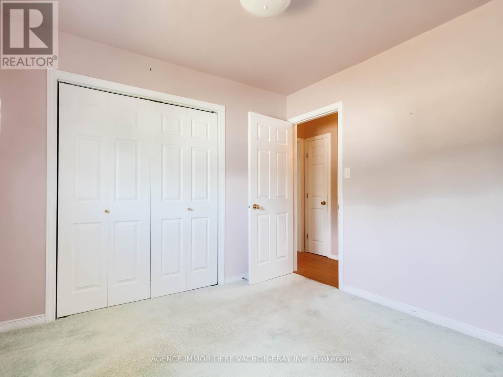 Photo 26 of 53 Sandfield Avenue N, North Glengarry ON