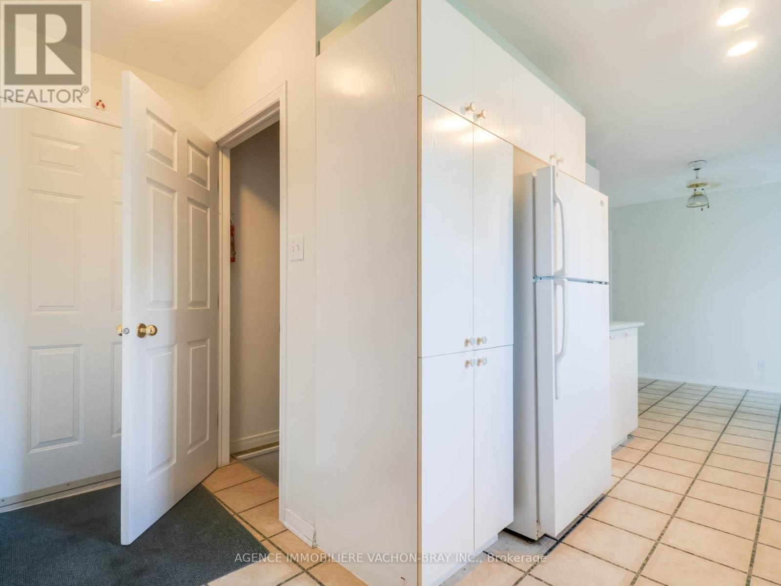 Photo 14 of 53 Sandfield Avenue N, North Glengarry ON